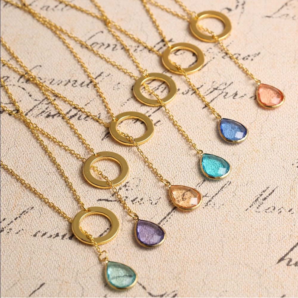 Elegant Gold and Multicolor Pendant Necklace Set
